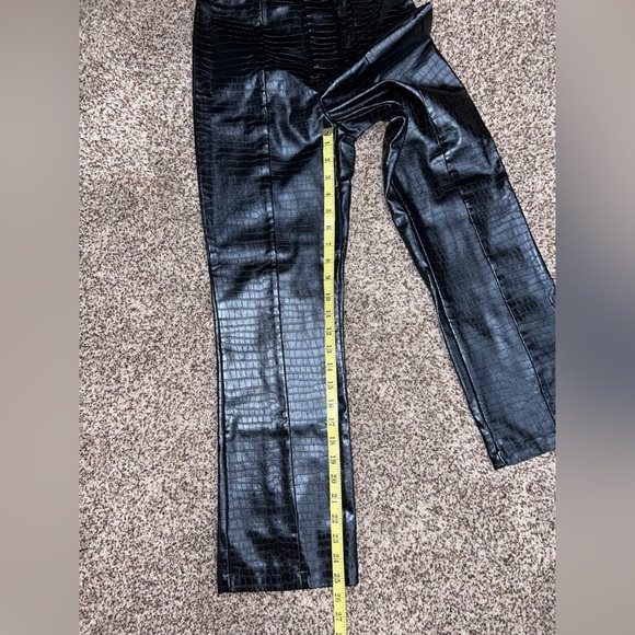 Bardot Pants - Picture 4 of 8